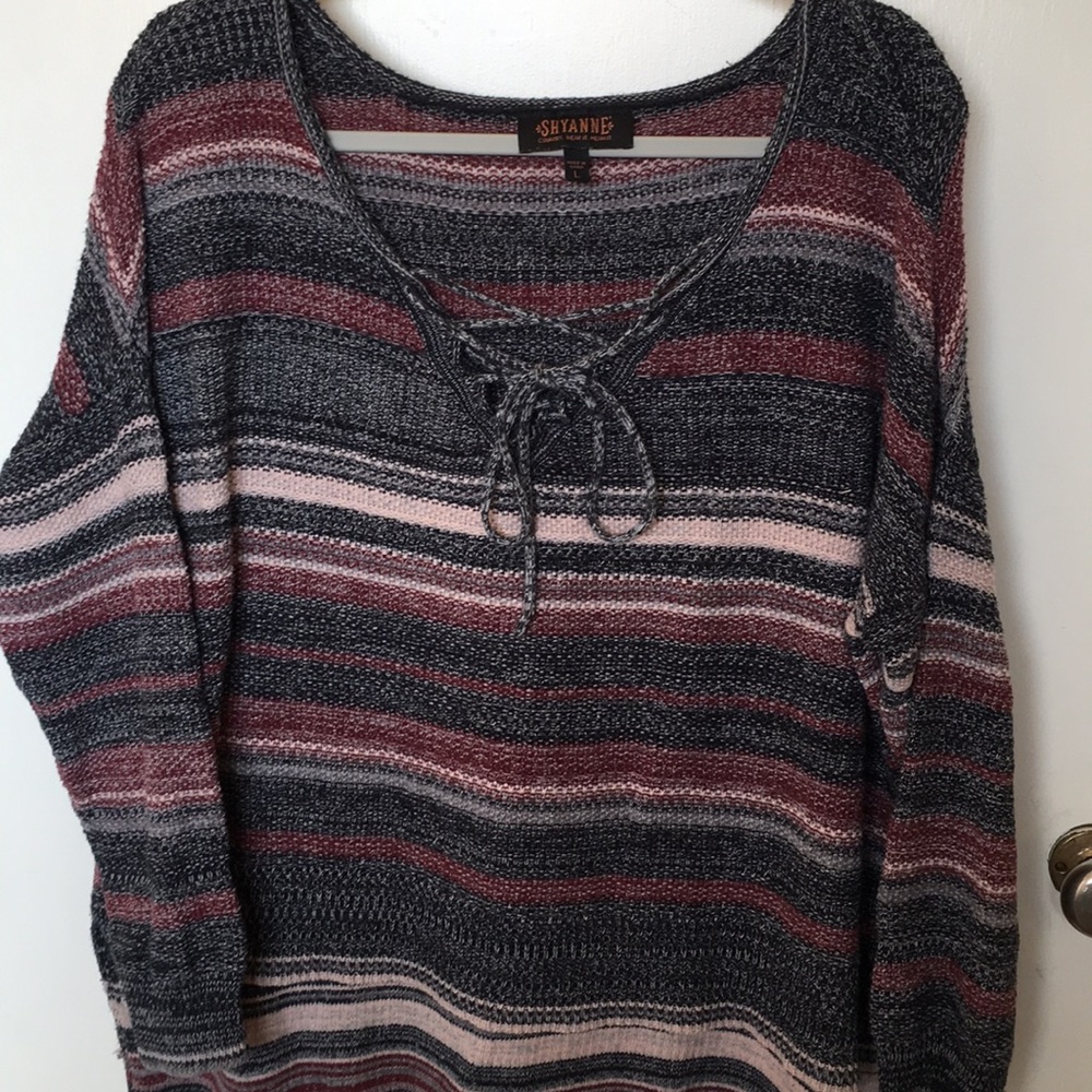 Shyanne knit  top.